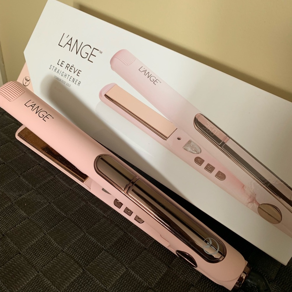 L’ANGE Le Rêve Titanium Blush Straightener Styler
